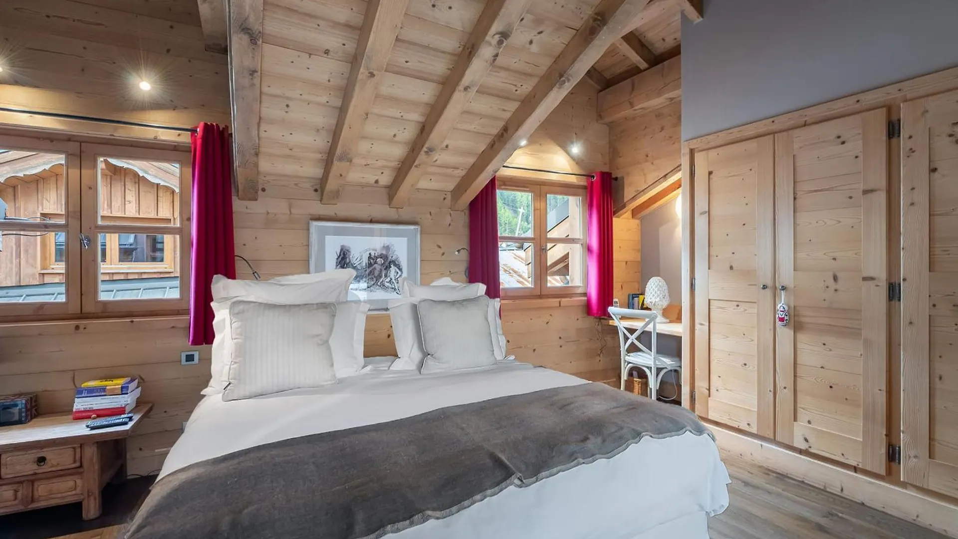 Chalet Cosy Au Centre De Courchevel Le Praz Avec Sauna, Terrasse Et Parking - Fr-1-568-15